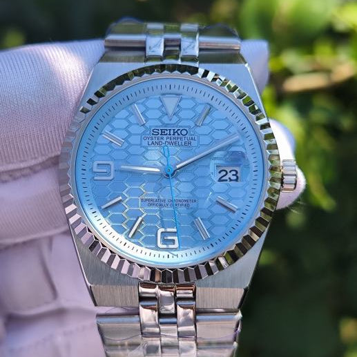 Seiko Land Dweller | Ice Blue
